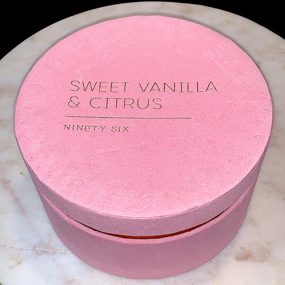 DW HOME CANDLE SWEET VANILLA & CITRUS NINETY SIX COLLECTION 3 WICK NEW - Picture 3 of 7